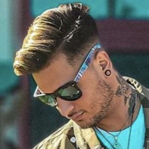 Critical, 32 (TikTok Star)