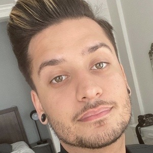 Critical, 32 (TikTok Star)