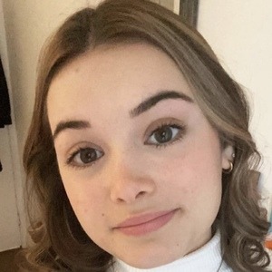 Croissant Woman image 3
