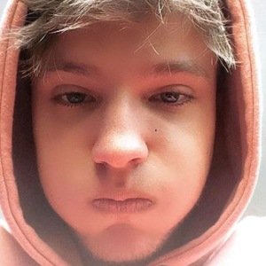 Cry, 26 (YouTube Star)