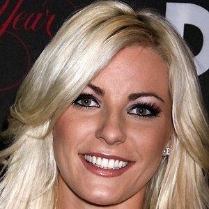 Crystal Hefner image 3