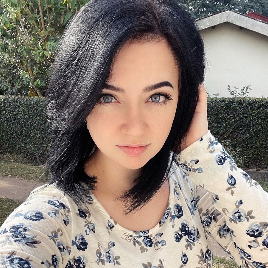 Crystal Katsini image 2
