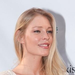 Cynthia Kirchner, 38 (Movie Actress)