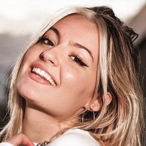 Daiana Mendel, 24 (TikTok明星)