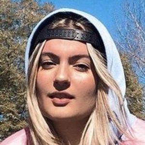 Daiana Mendel, 24 (TikTok明星)