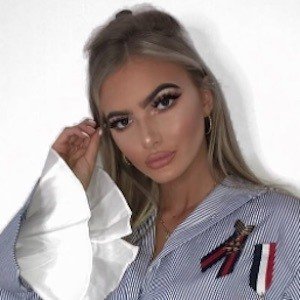 Daisey O'Donnell, 25 (Pop Singer)