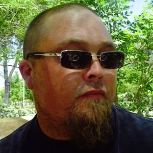 Dale Gill, 46 (YouTube明星)