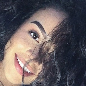 Damaris, 23 (TikTok Star)