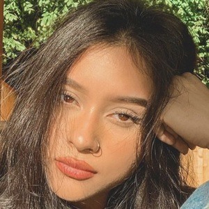 DamnitsLunaa, 21 (TikTok Star)
