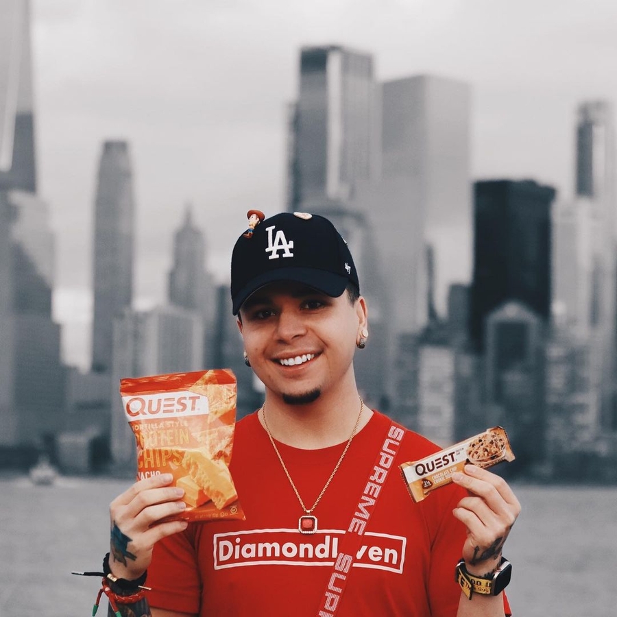 Damon Diamond image 2