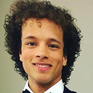 Damon Gillespie, 31 (舞台演员)