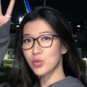 DanceForMeTiktok, 25 (TikTok Star)