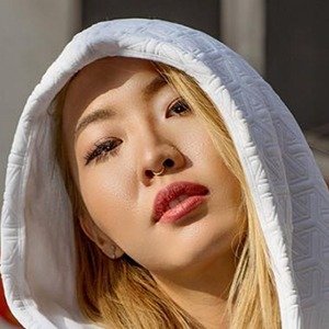 Dani Song, 35 (Blogger)