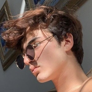 Daniel Miras image 8