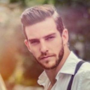 Daniel Sisniega, 35 (Model)