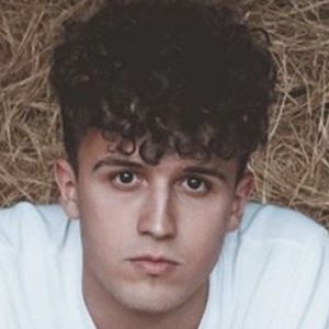 Daniel Turner image 3