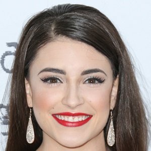 Daniela Bobadilla image 4