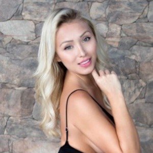 Daniella Chávez, 36 (Model)