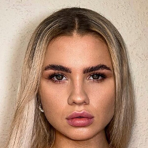 Daniella Hemsley (TikTok Star) - Age, Birthday, Bio, Facts, Family, Net ...