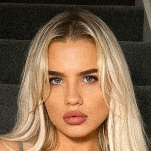 Daniella Hemsley (TikTok Star) - Age, Birthday, Bio, Facts, Family, Net ...