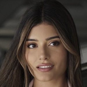 Daniella Salvi, 26 (Instagram明星)