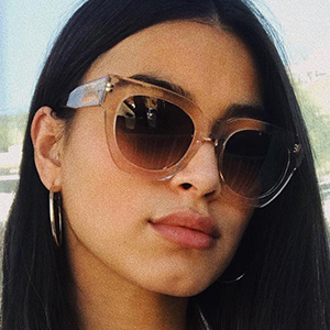 Daniëlle Cathari, 31 (Fashion Designer)