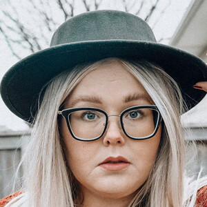 Danielle Catton, 25 (Instagram Star)