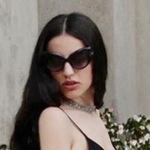 Danielle Gold, 32 (Instagram Star)