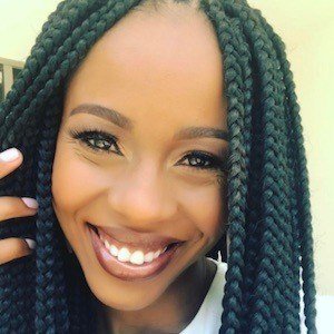 Danielle Mone Truitt image 5