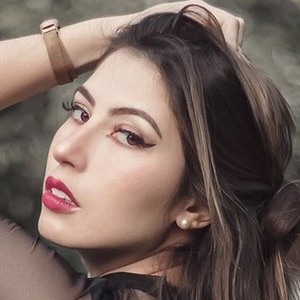 Danielle Vedovelli image 8