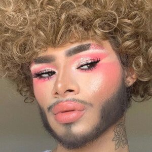 Dante Escalón, 22 (TikTok明星)