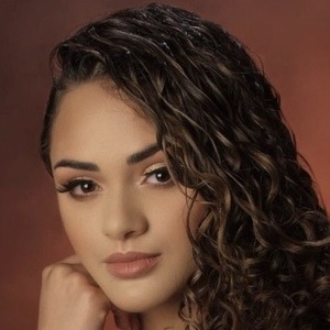 danyyyanii Yani, 22 (Estrella de TikTok)