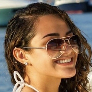 danyyyanii Yani, 22 (TikTok明星)