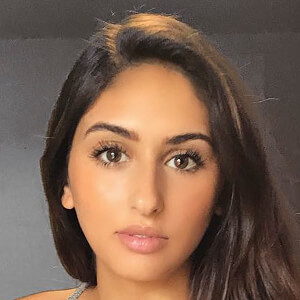 Dara Levitan image 10