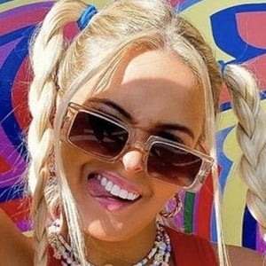 Darcy McQueeny, 24 (TikTok Star)