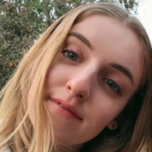 Celebrities born on February 23