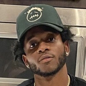 Darien Hinton image 7