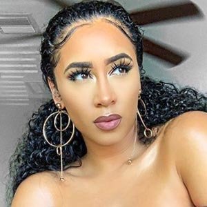 Darnell Nicole, 38 (Model)