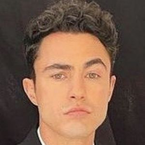 Darren Barnet image 4