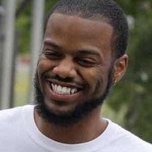 Darryl Mayes image 8