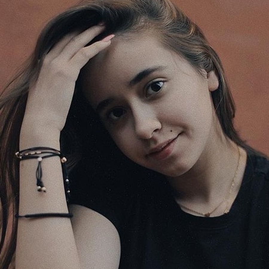Dasha Santoyo image 2