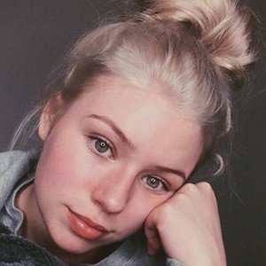 Datrie, 25 (TikTok Star)