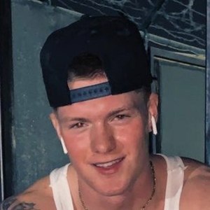 David Sklenar, 24 (Modelo)