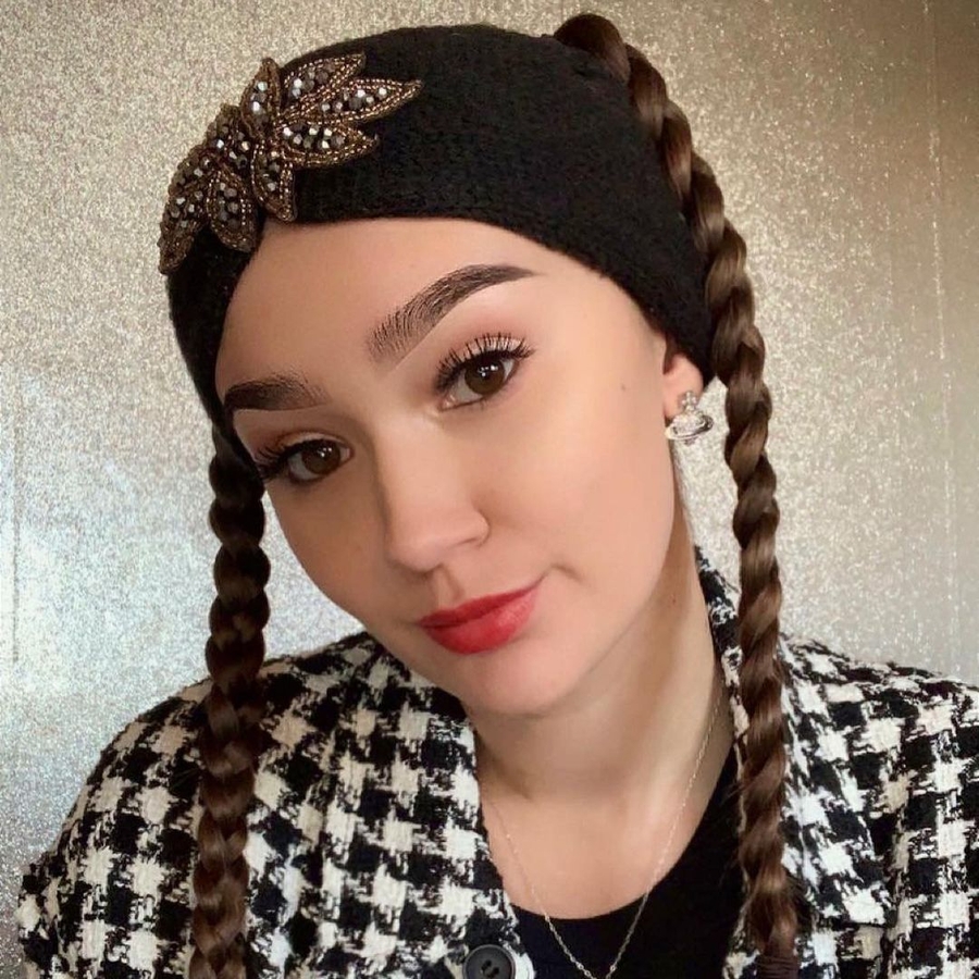 Davina Dickson, 23 (TikTok Star)