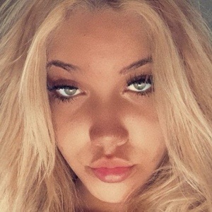 davin.carey, 21 (TikTok明星)