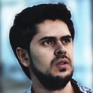 Davit Gharibyan, 35 (Diễn viên truyền hình)