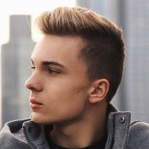 Davor Gerbus, 27 (YouTube Star)