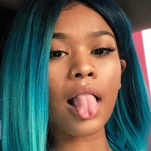 Day Sulan, 28 (Instagram Star)