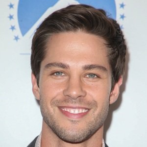 Dean Geyer image 6