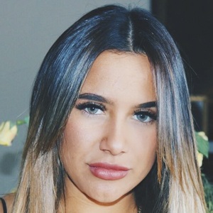 Debbie Varela, 37 (Instagram明星)